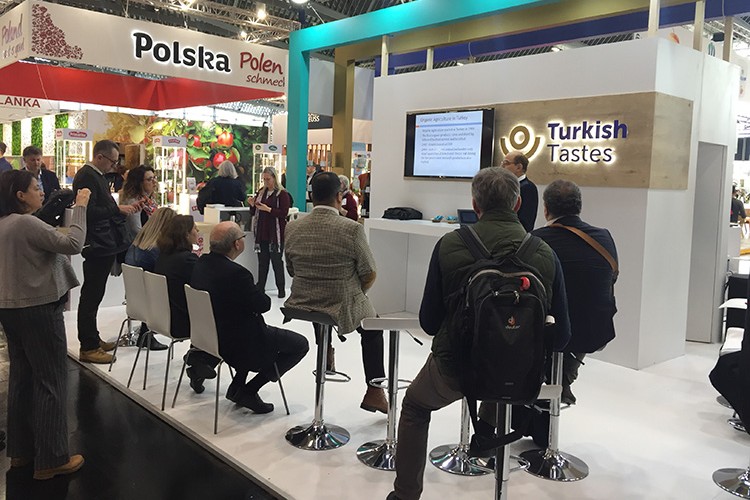 Organik fuarına Ege çıkarması