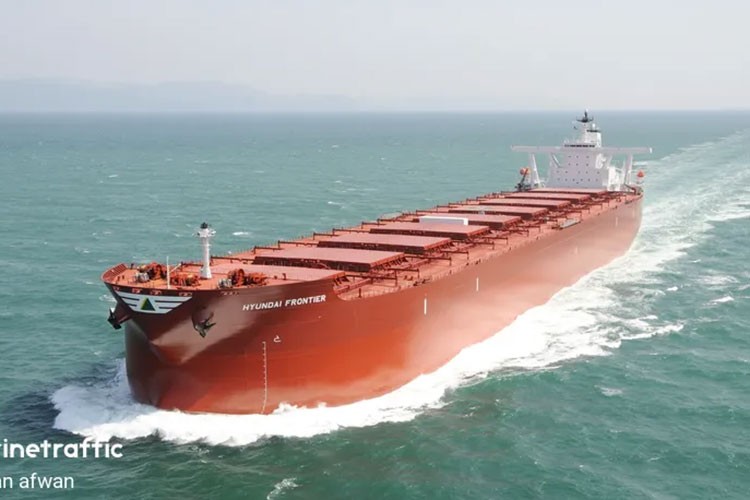 Karadeniz Holding'in Rauf Osman Bey gemisi satıldı