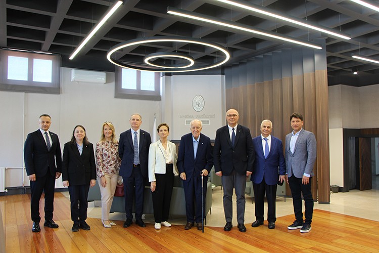 Geleceğin mühendislerine anlamlı destek
