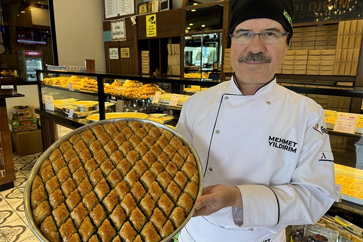Baklavacılarda bayram telaşı yaşanıyor