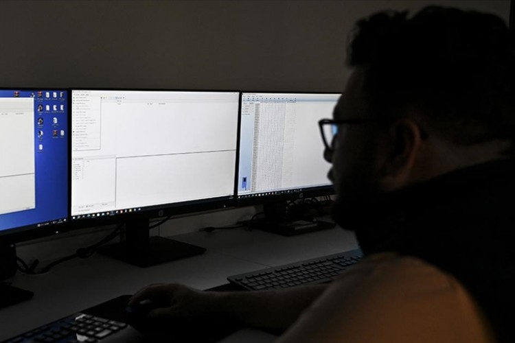 MASAK, FETÖ/PDY'nin mali yapılanmasının izini yurt dışında da sürüyor