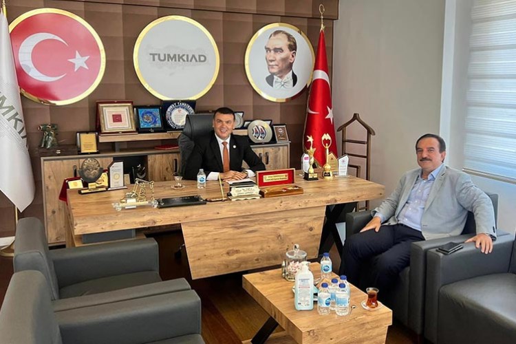 Cumhurbaşkanı Danışmanı TÜMKİAD'ı ziyaret etti