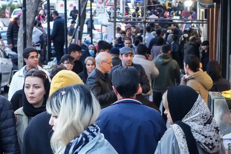 İran'da fabrikalar durdu, işten çıkarmalar hızlandı