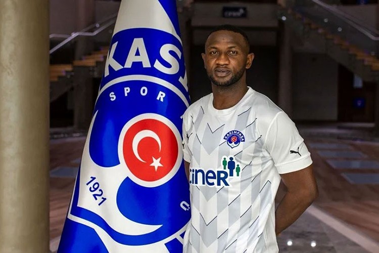 Kasımpaşa, Nicholas Opoku'yu transfer etti