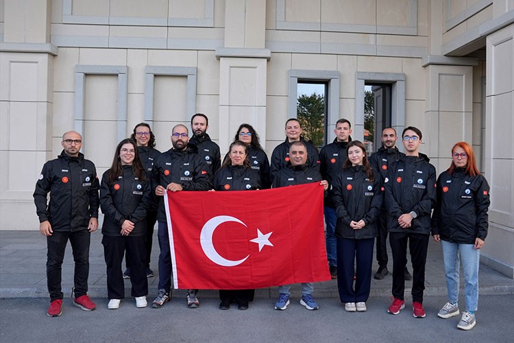 5. Ulusal Arktik Bilimsel Araştırma Seferi başladı