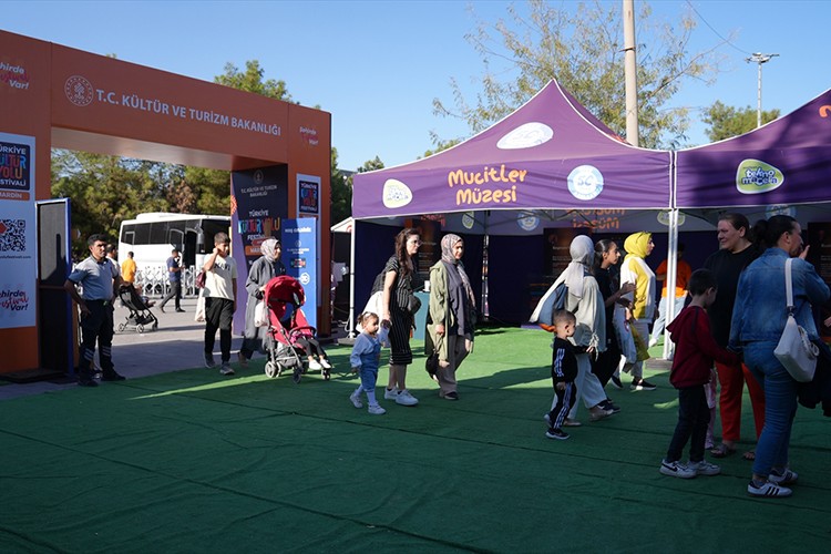 ASELSAN Tekno Macera Tırı Mardin'de