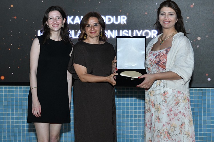 Kalebodur'la Mimarlar Konuşuyor 'Sürdürülebilir Mimari İletişime Katkı Ödülü'nün sahibi oldu