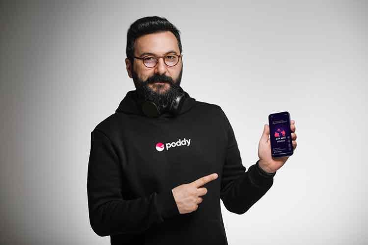 Yepyeni ve çok sesli podcast platformu