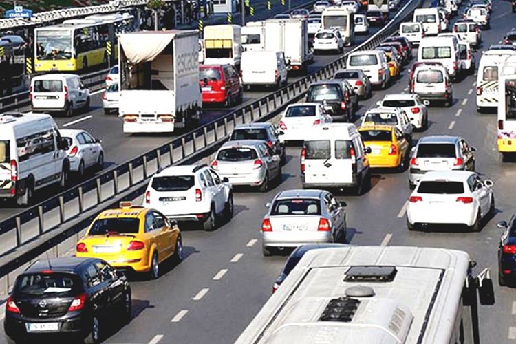 Trafiğe ocakta 160 bin 162 aracın kaydı yapıldı