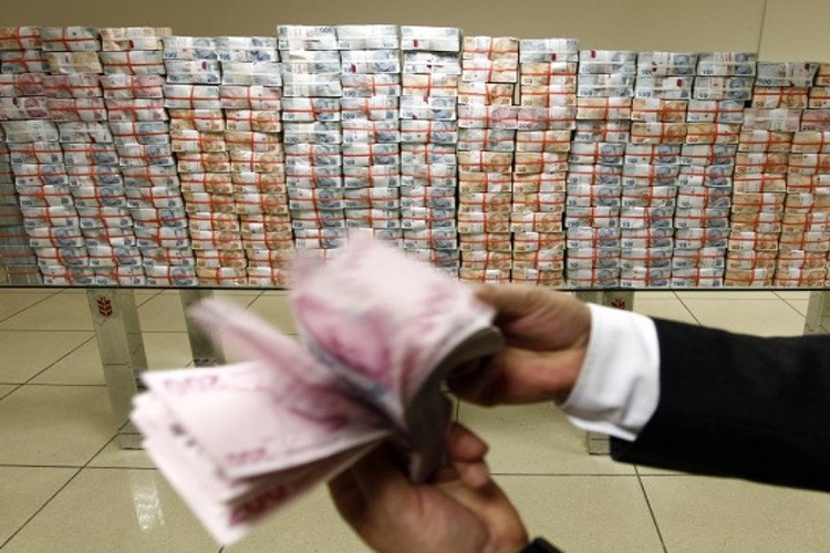 4.92 milyar Dolar cari açık