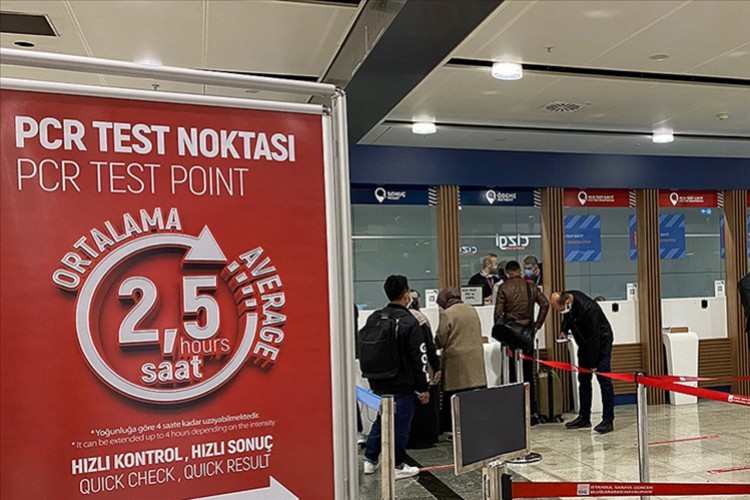 Uçaklarda PCR testi tekrar zorunlu