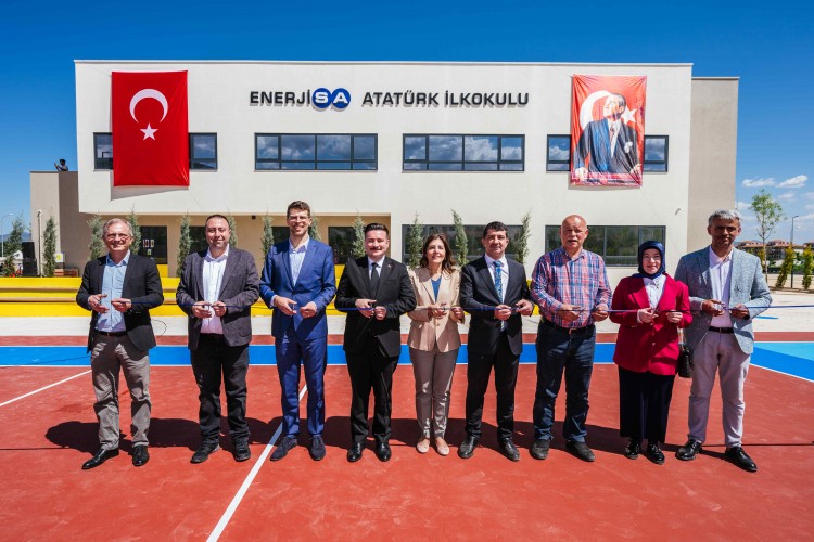Sabancı Vakfı ve Enerjisa Enerji'nin iş birliğiyle hayata geçen Enerjisa Atatürk İlkokulu Hatay'da açıldı