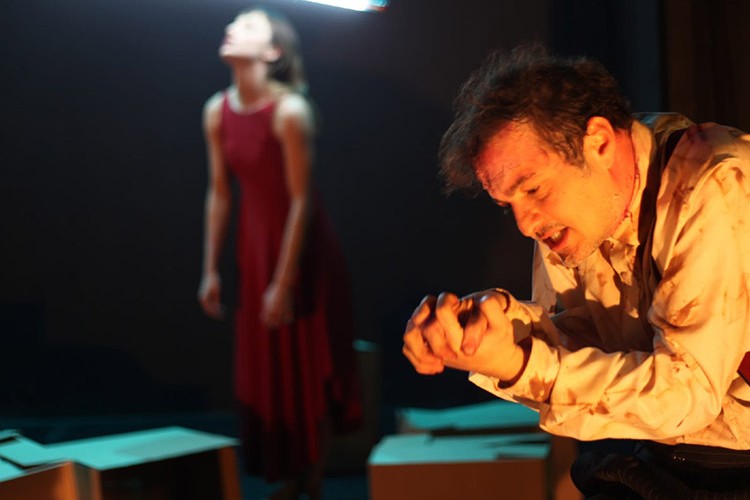 "YOK" Ankara ve Bursa'daki tiyatroseverlerle buluşacak!