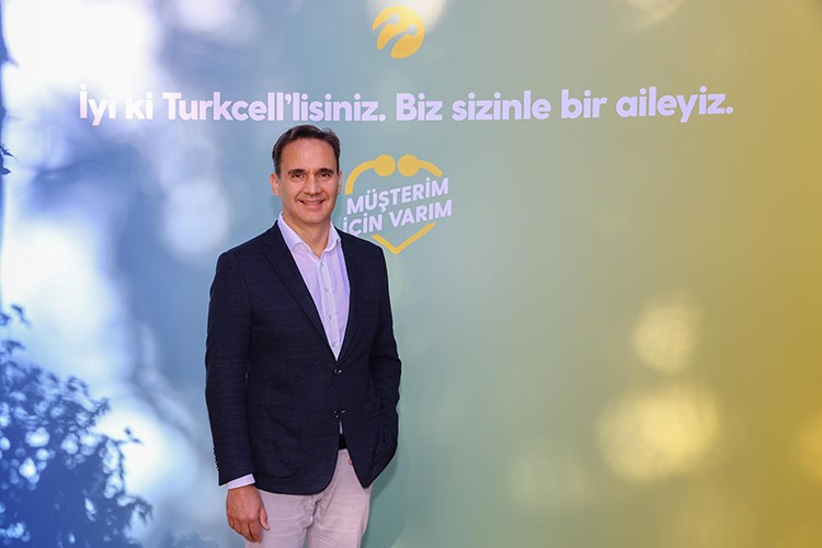 Müşteri Deneyimi Haftası'nı 'en'leriyle kutluyor