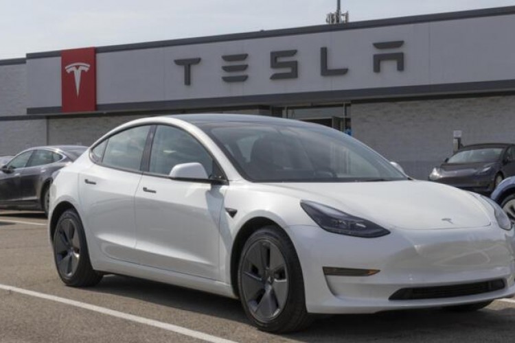 Tesla, araç modellerinin fiyatlarında artışa gitti