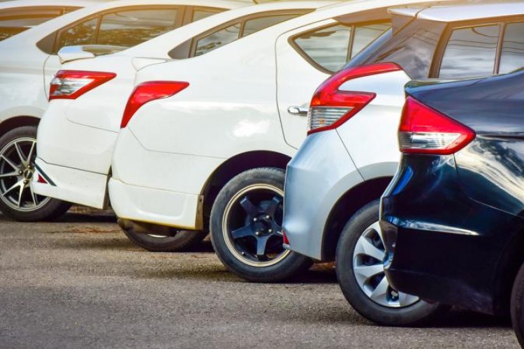 Trafik sigortasında azami primi SEDDK belirleyecek