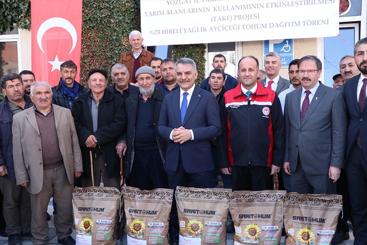 Yozgat'ta çiftçilere yağlık ayçiçeği tohumu desteği