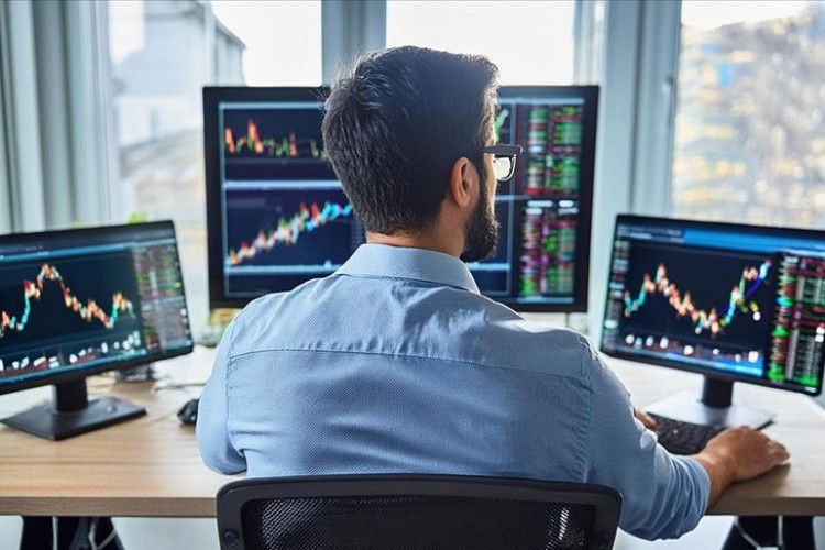 Bayramdan önce hisselerini nakde çevirmek isteyenler için yarın son gün