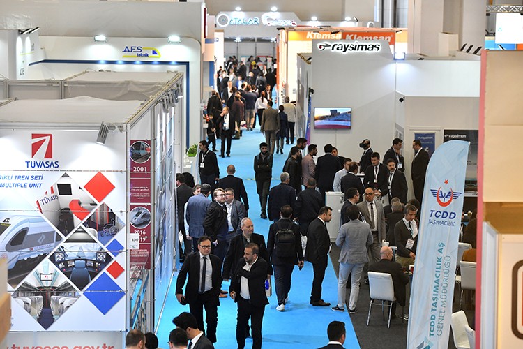 Demiryolları Konya'da kesişiyor