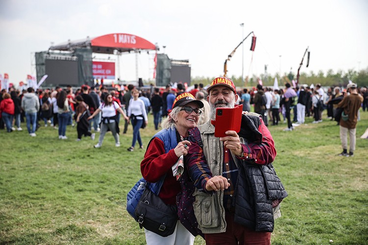 İstanbul'da 1 Mayıs Maltepe sahilinde kutlandı