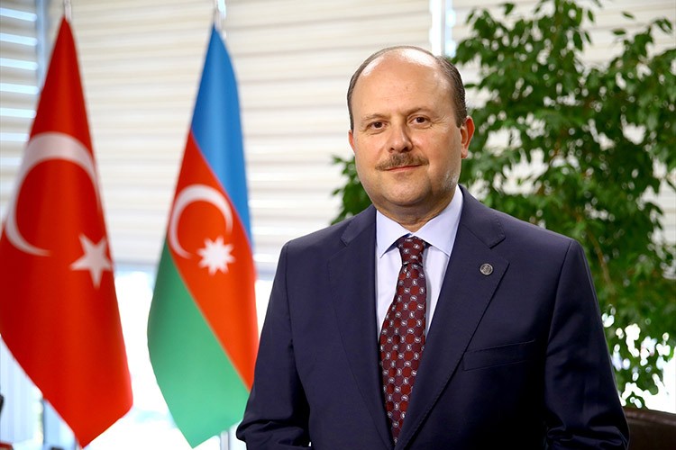 Özdemir, yeniden ADFIMI Başkanlığına seçildi