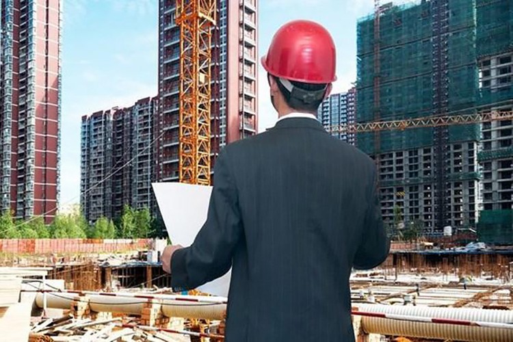 Türk müteahhitler 8 ayda 11,2 milyar dolarlık iş üstlendi