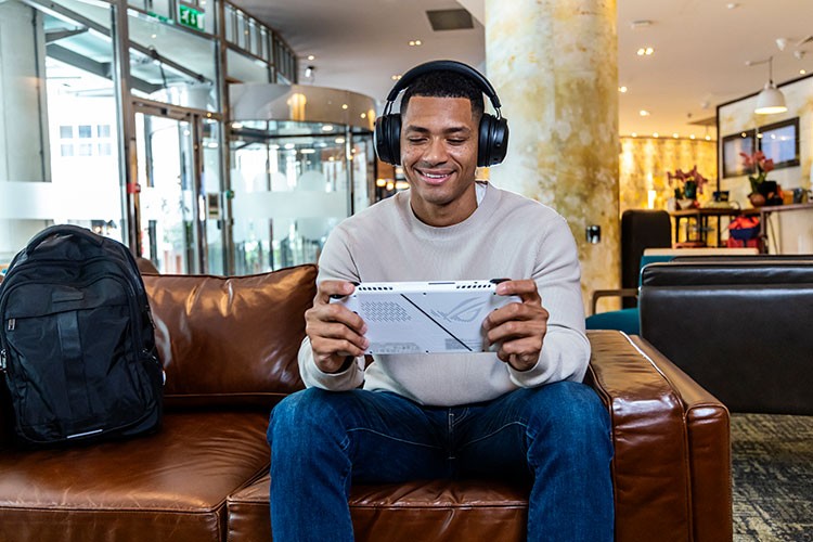 Avuç İçi Oyun Cihazları İçin Daha Fazla Kapasite Sağlıyor