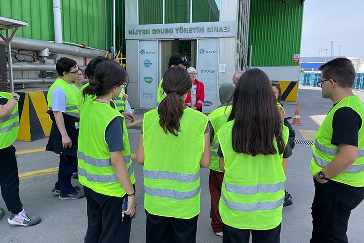 Geleceğin teknolojisiyle buluşturmaya devam ediyor