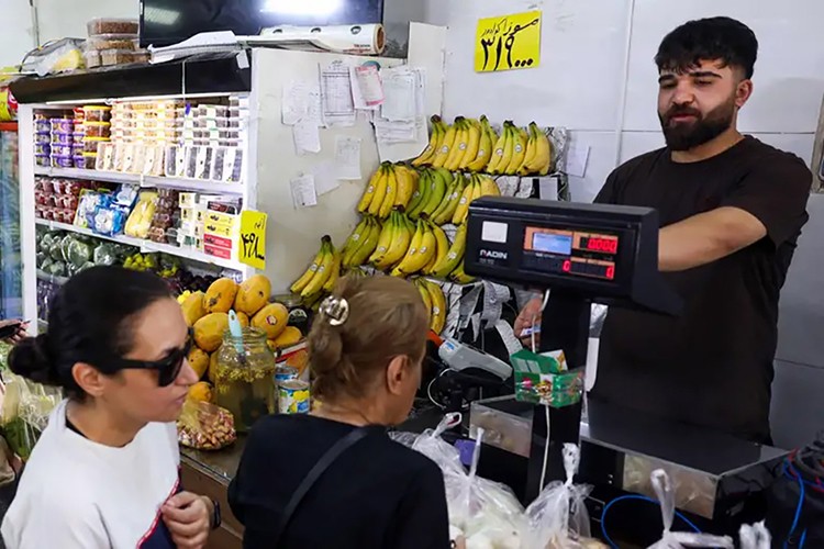 ABD yaptırımları İran'ın gölge ekonomisini çökertir mi?