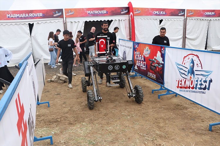 TEKNOFEST İnsansız Kara Aracı Yarışması Tekirdağ'da sürüyor
