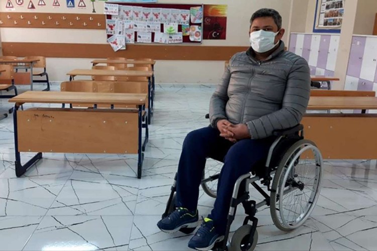 Öğretmen adaylarına duyuru