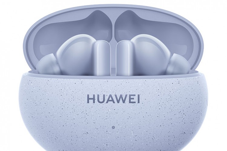 Hediyeleriyle birlikte satışta