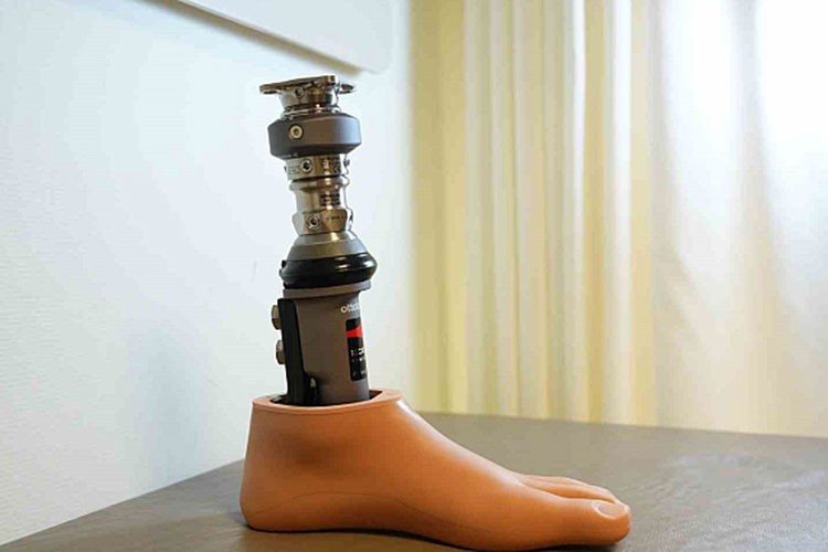 Protezle doğal yürüyüş mümkün hale gelebiliyor