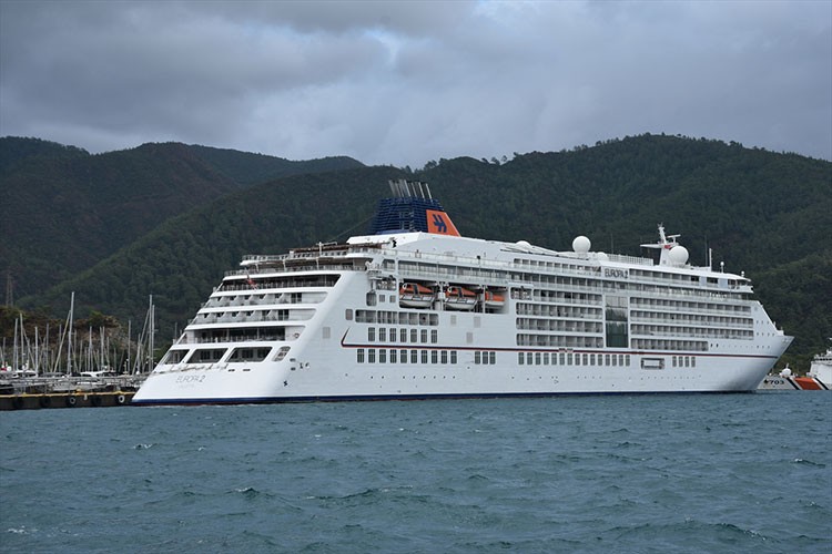 Marmaris'e "Europa 2" kruvaziyeriyle 483 yolcu geldi