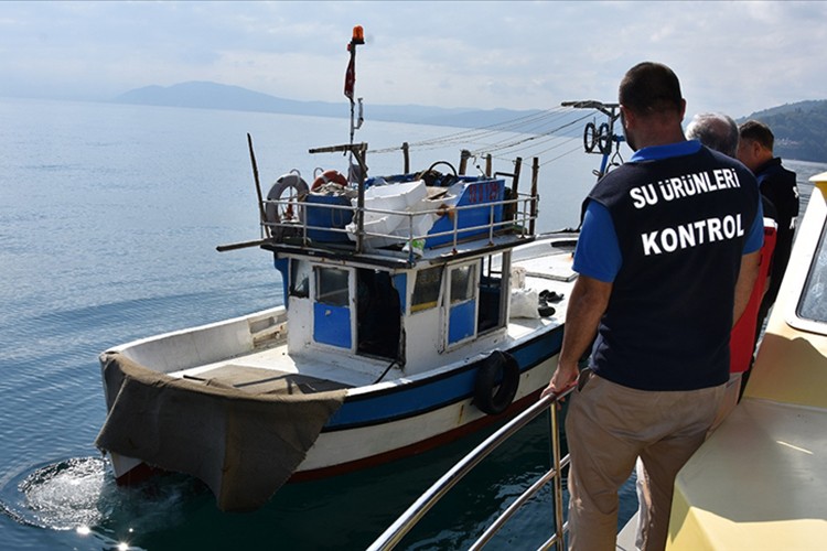 Su ürünleri denetiminde 10 ayda 127 milyon lira ceza kesildi