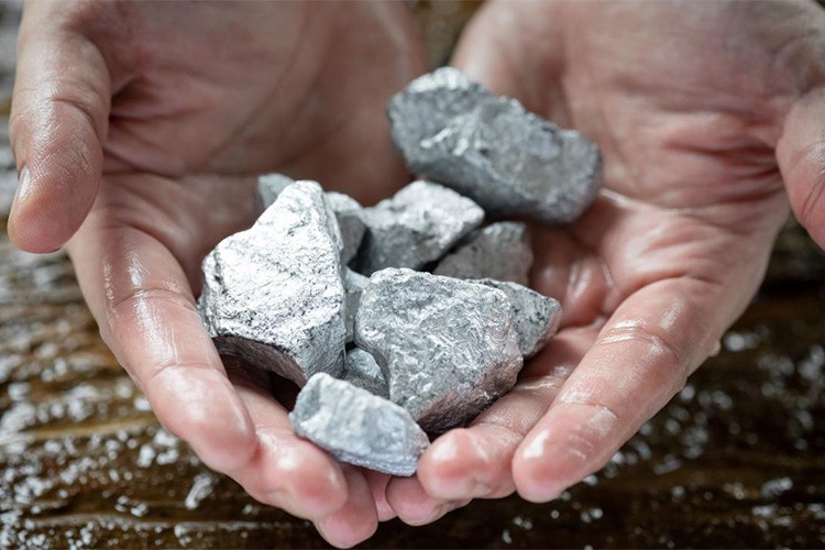 658 milyon ton nadir toprak element rezervine sahibiz