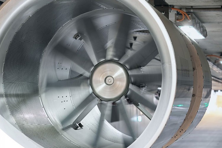 Türkiye imzalı veri merkezi Londra'ya çıkarma yaptı