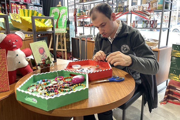 Down sendromlu gençleri hayata bağlayan proje