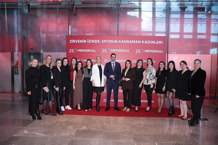 Sporun Kadın Kahramanları Memorial'da Buluştu
