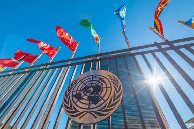 BM, küresel ekonominin yüzde 2,7 büyümesini öngörüyor