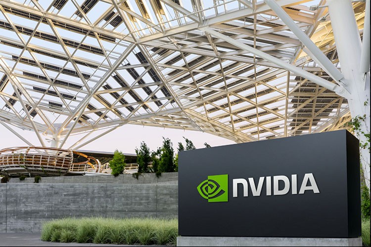 ABD'li çip üreticisi Nvidia gelirini neredeyse ikiye katladı