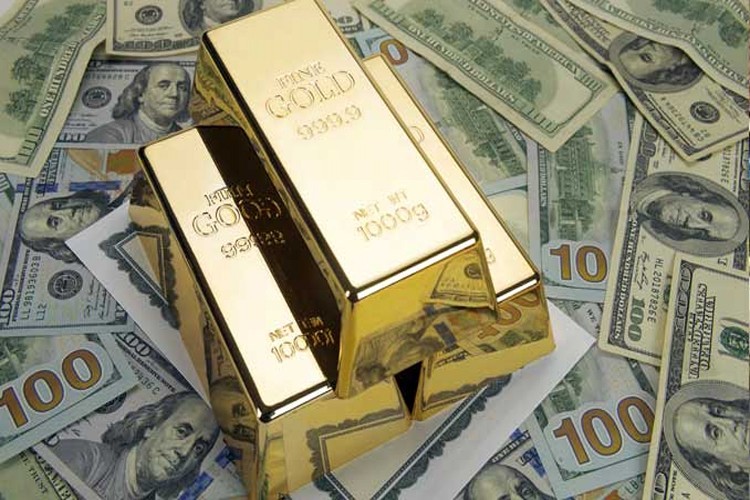 Yurtiçinde altını 'dolar' tutuyor