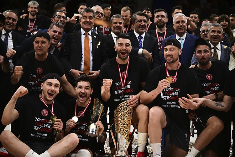 Voleybolda Ziraat Bankkart şampiyon