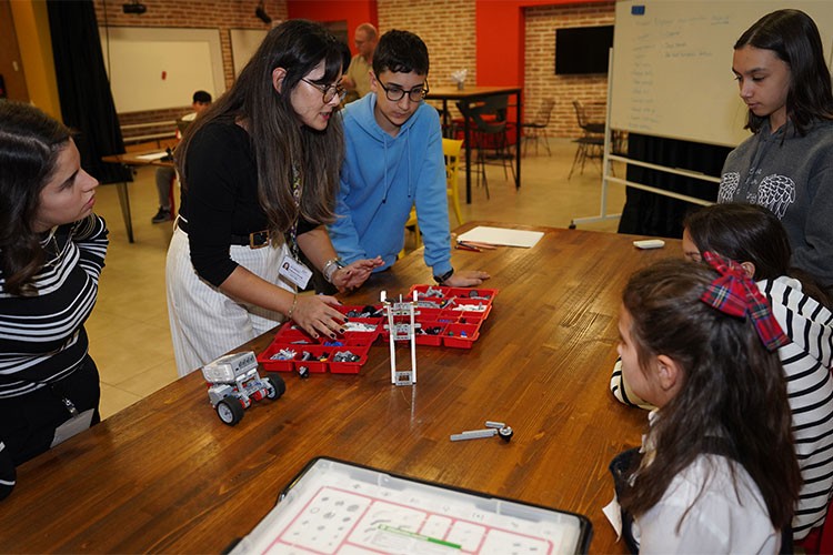 Geleceğin mucitleriyle buluştu