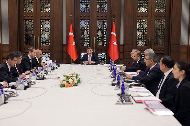 Ekonomi yönetimini yoğun bir ajanda bekliyor