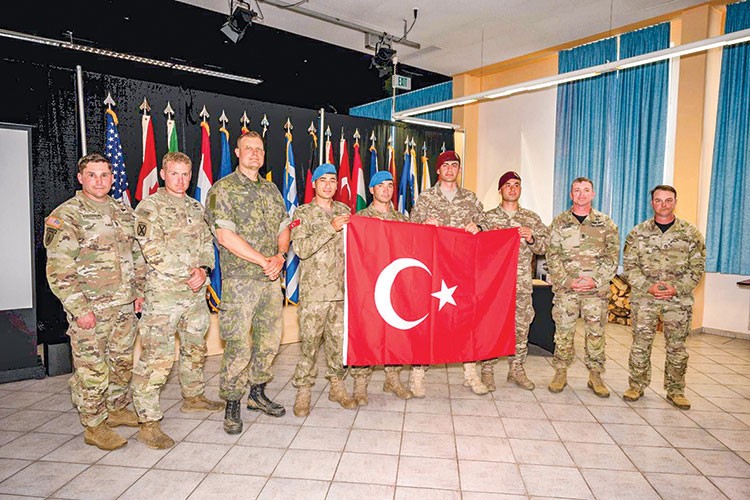 Keskin Nişancı Yarışması'na Türk askeri damga vurdu