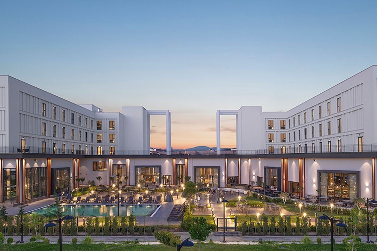 Boğazın mavisiyle buluştuğu adres DoubleTree