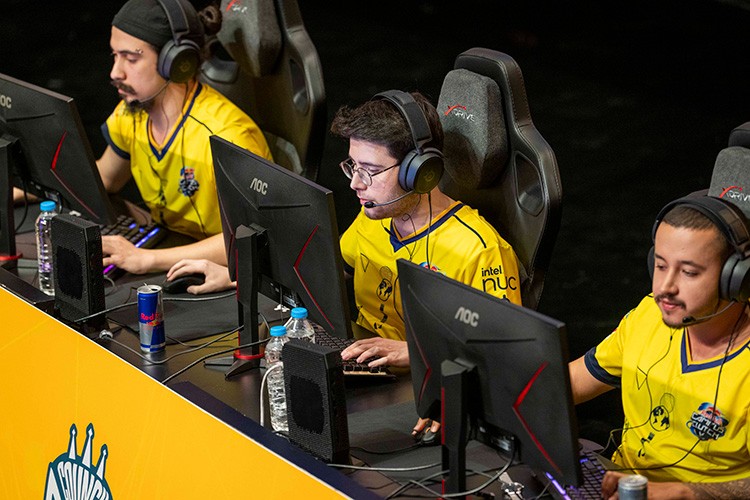 Red Bull Campus Clutch Geri Dönüyor