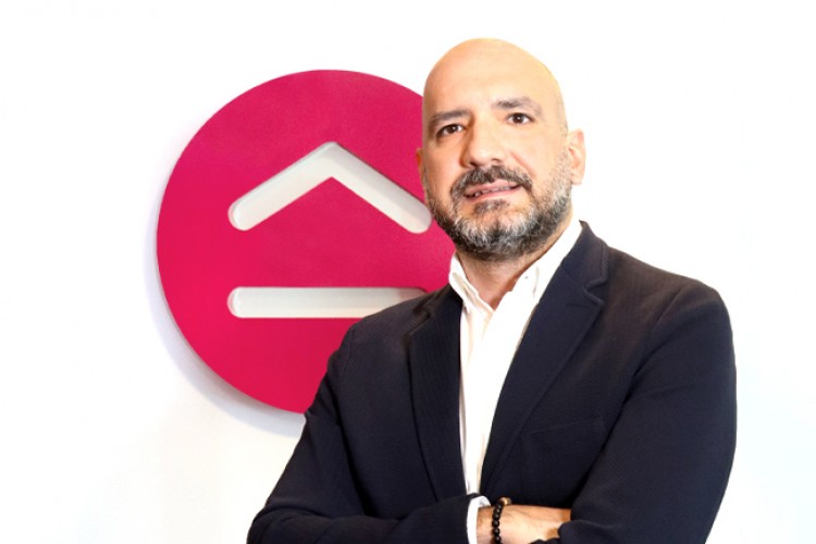 TÜRKİYE'NİN EN ÇOK KONUT SATIŞI YAPILAN İLÇELERİNDEKİ KONUT FİYATLARI MERCEK ALTINA ALINDI