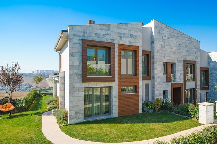 Asmalı Bahçe'de teslimler tamam